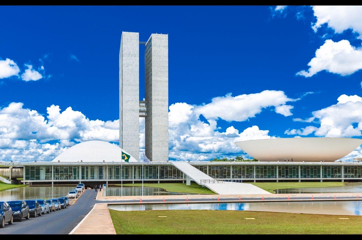 Congresso concentra nesta semana decisões sobre jornada de trabalho e imposto de compras internacionais