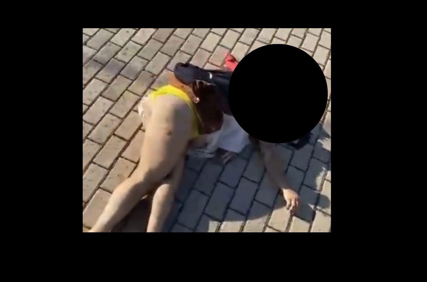Mulher é encontrada morta com a cabeça queimada