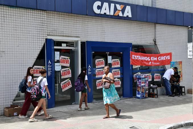 Bancários capixabas rejeitam proposta e mantêm greve