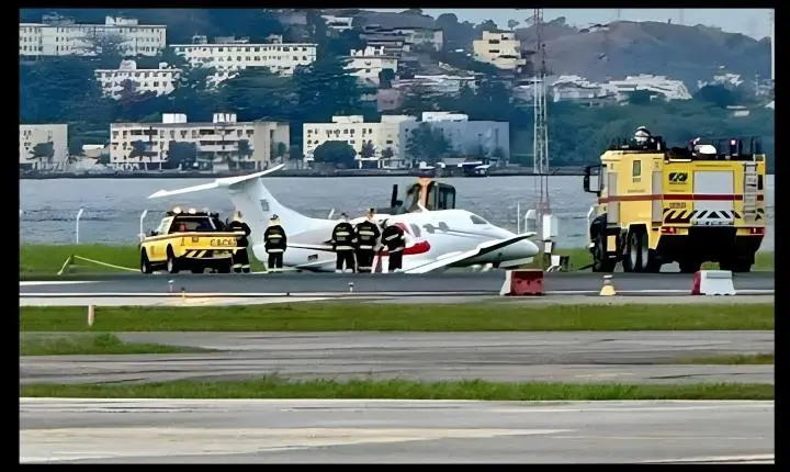 Aeronave sai da pista durante pouso e interrompe operações no Santos Dumont