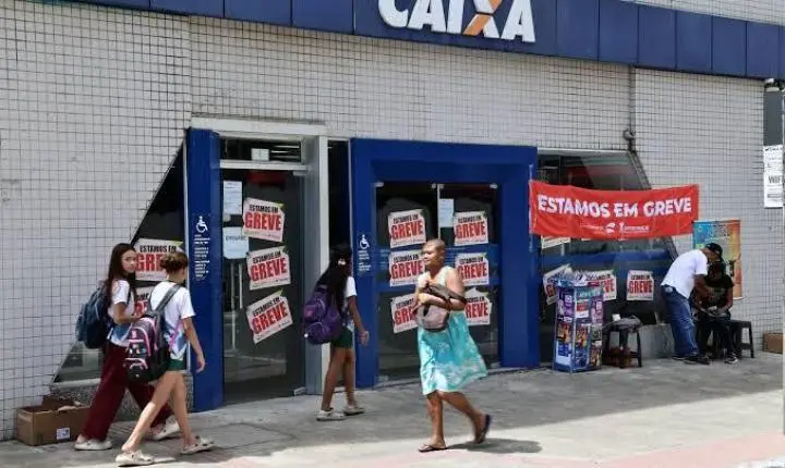Bancários capixabas rejeitam proposta e mantêm greve