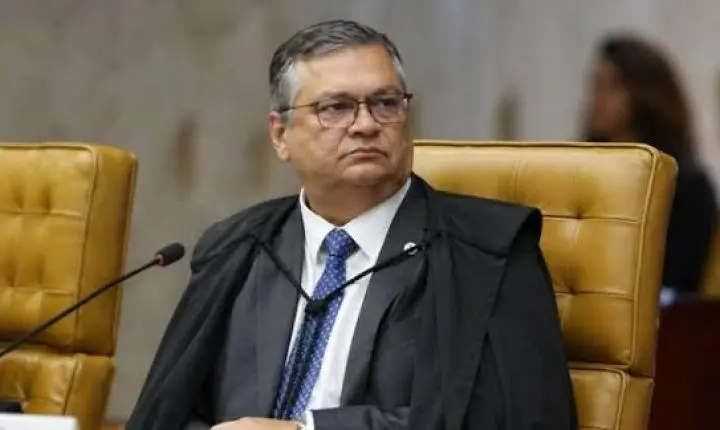 Dino reconduz Andrei Rodrigues à chefia da Polícia Federal após afastamento determinado por Mendonça