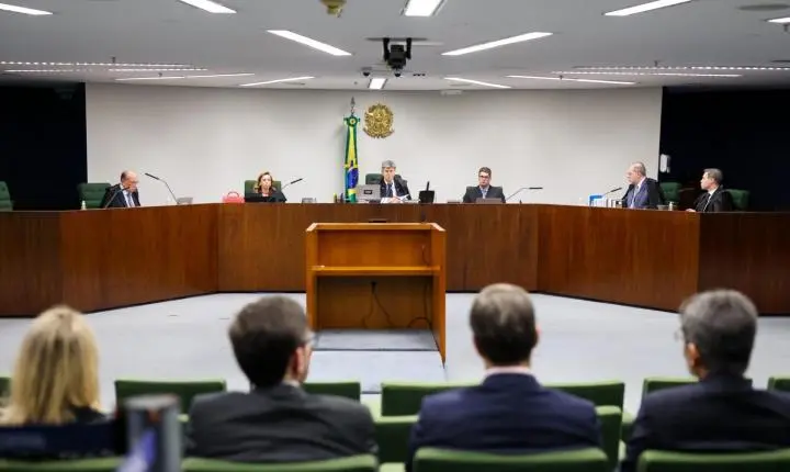 Maioria da 2ª Turma do STF mantém afastamento de Andrei Rodrigues do comando da PF
