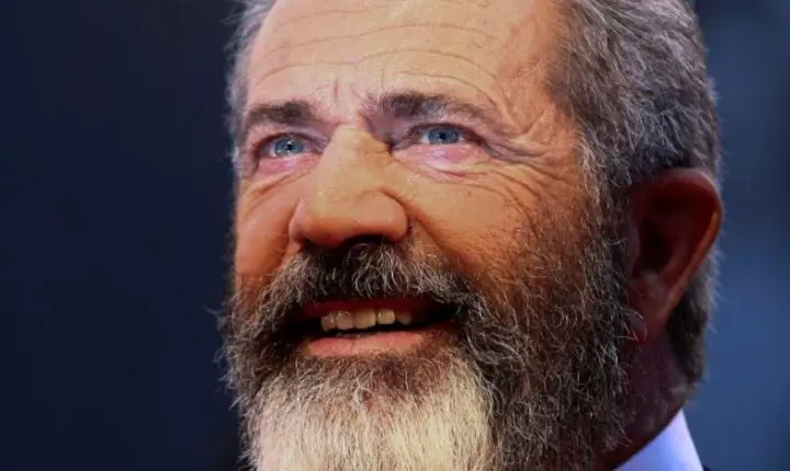 Mel Gibson revela por que recusou convite para interpretar James Bond no início da carreira